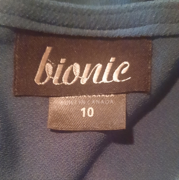 Holiday Wrap Dress - Green - Picture 2 of 8